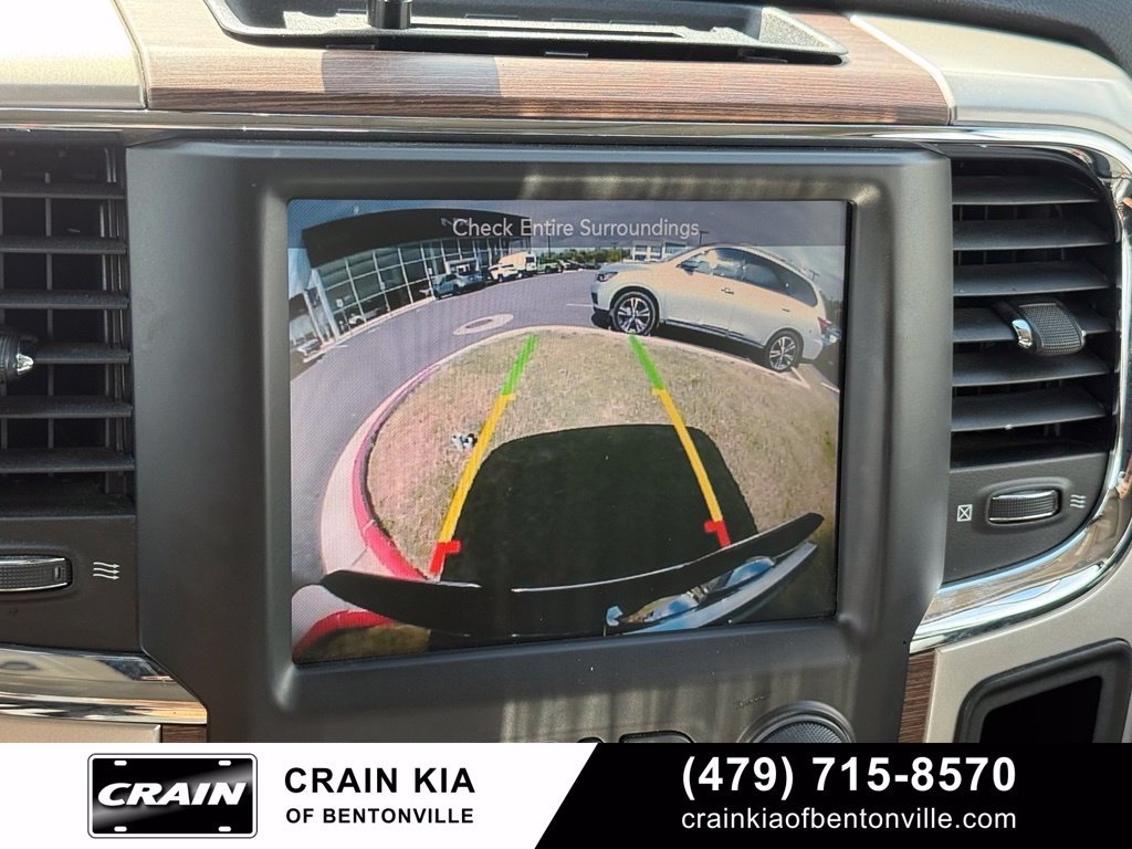 Used 2016 RAM 1500 Laramie w/ Convenience Group AWD/4WD image 16