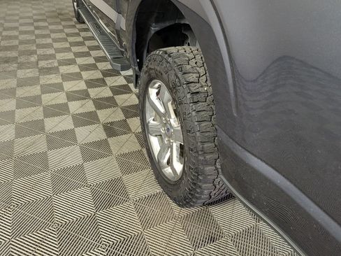 Used 2021 Ford F150 Lariat w/ Equipment Group 502A High AWD/4WD image 12