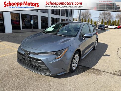 Used 2024 Toyota Corolla LE image 1