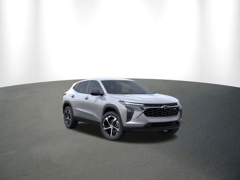 New 2026 Chevrolet Trax RS w/ Driver Confidence Package FWD image 1
