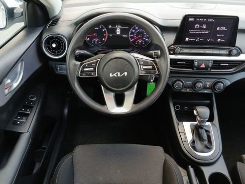 Used 2024 Kia Forte LXS image 12