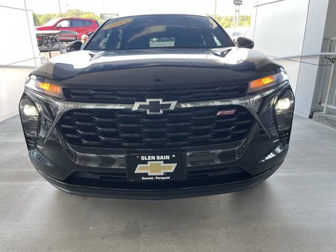 Used 2025 Chevrolet Trax RS w/ Driver Confidence Package FWD image 10