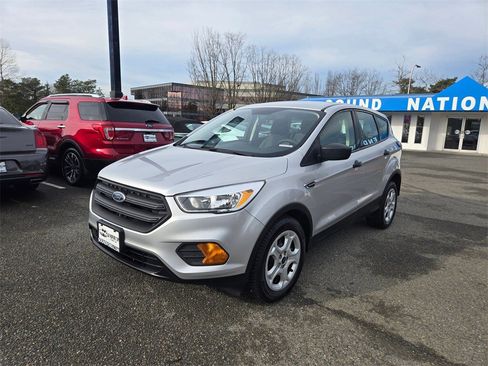 Used 2017 Ford Escape S image 1