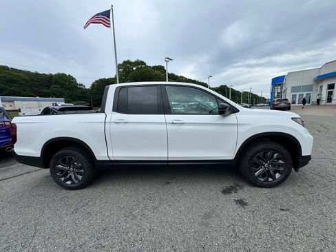 New 2026 Honda Ridgeline Sport image 7