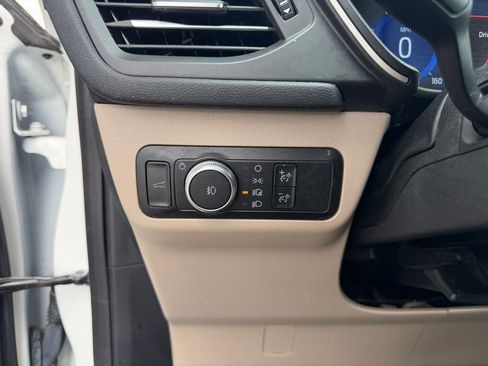 Used 2021 Ford Escape SEL w/ Technology Package FWD image 21