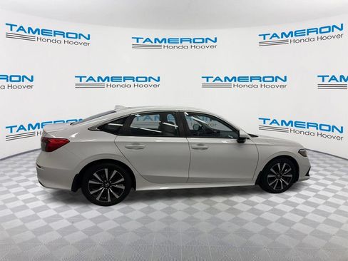 Used 2023 Honda Civic EX image 6