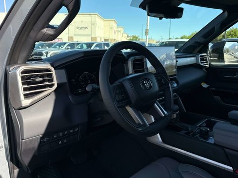 New 2026 Toyota Tundra Limited AWD/4WD image 7