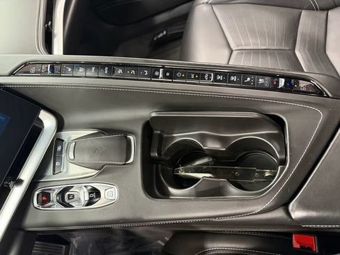 Used 2024 GMC Sierra 1500 SLE w/ Preferred Package RWD image 18