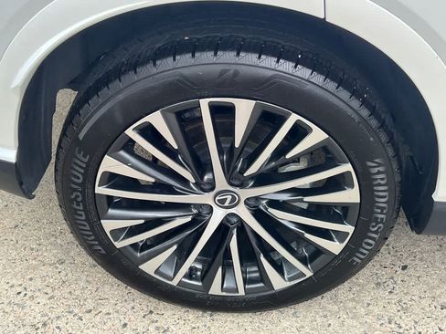 Used 2024 Lexus RX 350 Premium Plus w/ Convenience Package FWD image 17