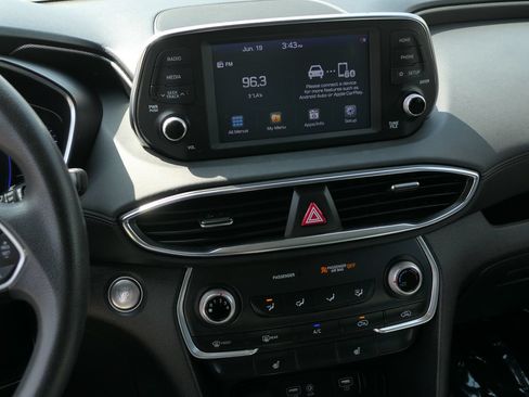 Used 2020 Hyundai Santa Fe SEL FWD image 19