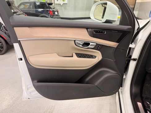 Used 2026 Volvo XC90 B6 Plus AWD/4WD image 10