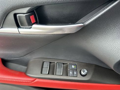 Used 2022 Toyota Camry XSE w/ Navigation Package image 14