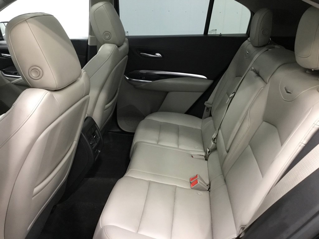 Used 2019 Cadillac XT4 Luxury w/ Cold Weather Package AWD/4WD image 28