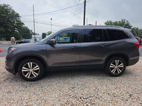 Used 2017 Honda Pilot EX-L image 3