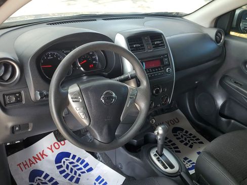 Used 2018 Nissan Versa SV image 8