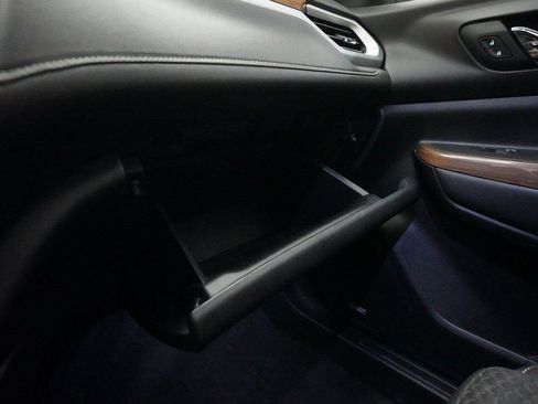 Used 2019 GMC Acadia SLE w/ Driver Alert Package I image 30