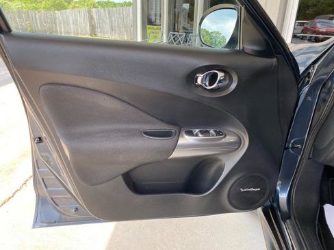 Used 2013 Nissan Juke SL w/ Sport Pkg FWD image 12