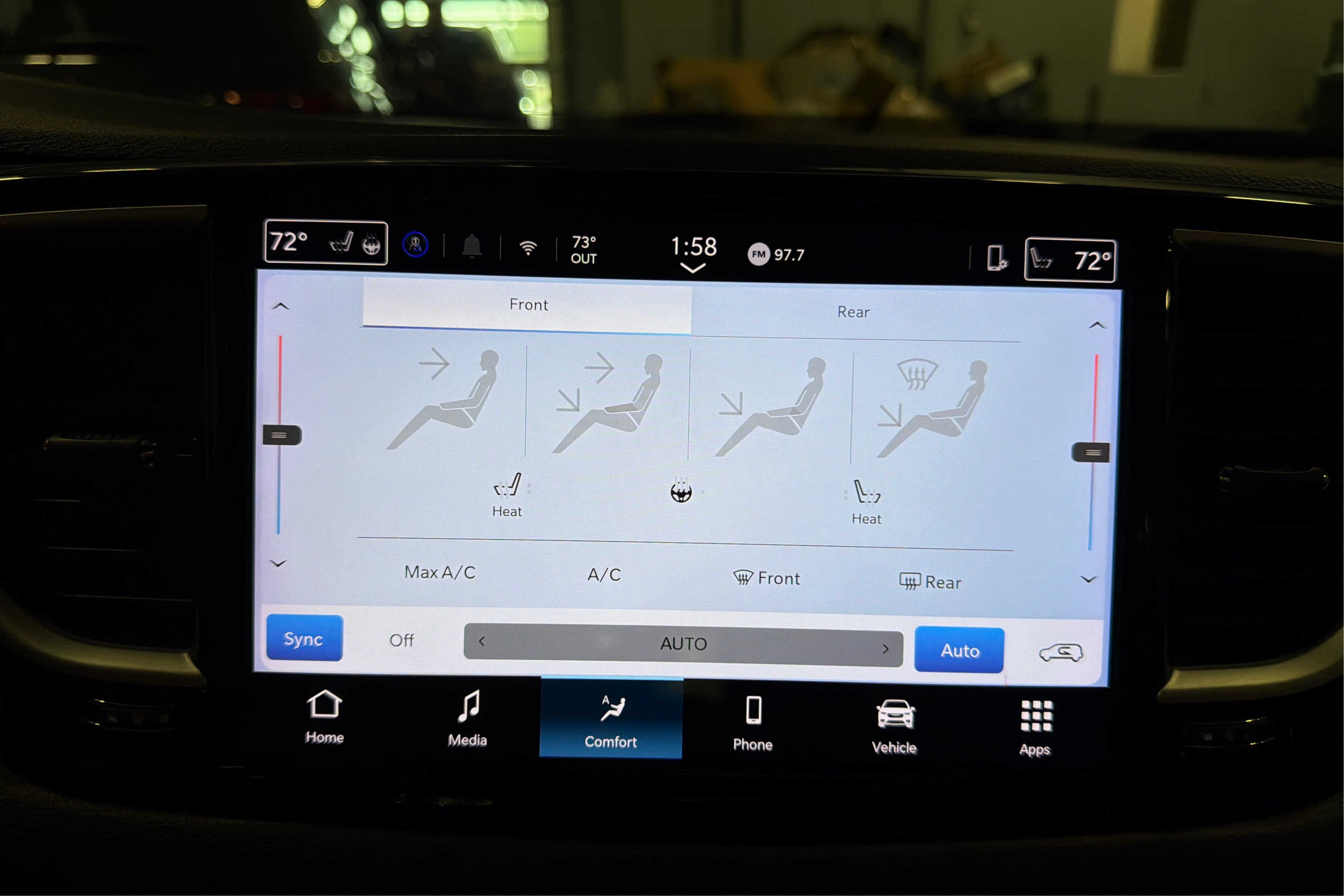 Used 2025 Chrysler Pacifica Select FWD image 31