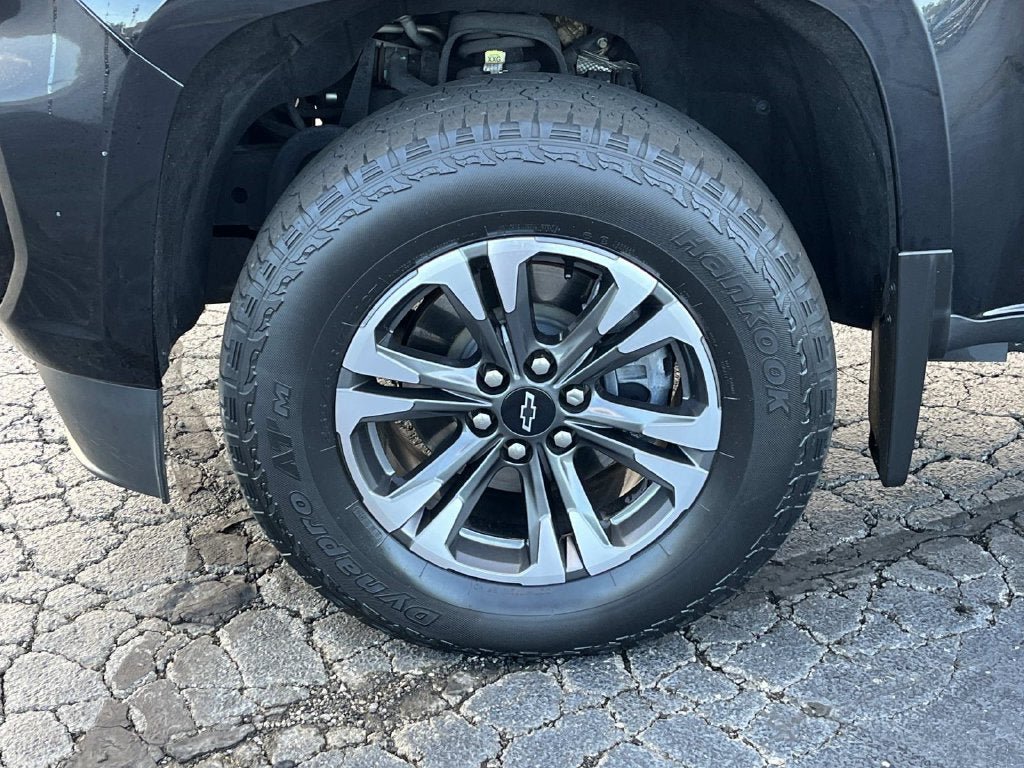 Used 2022 Chevrolet Colorado Z71 AWD/4WD image 9