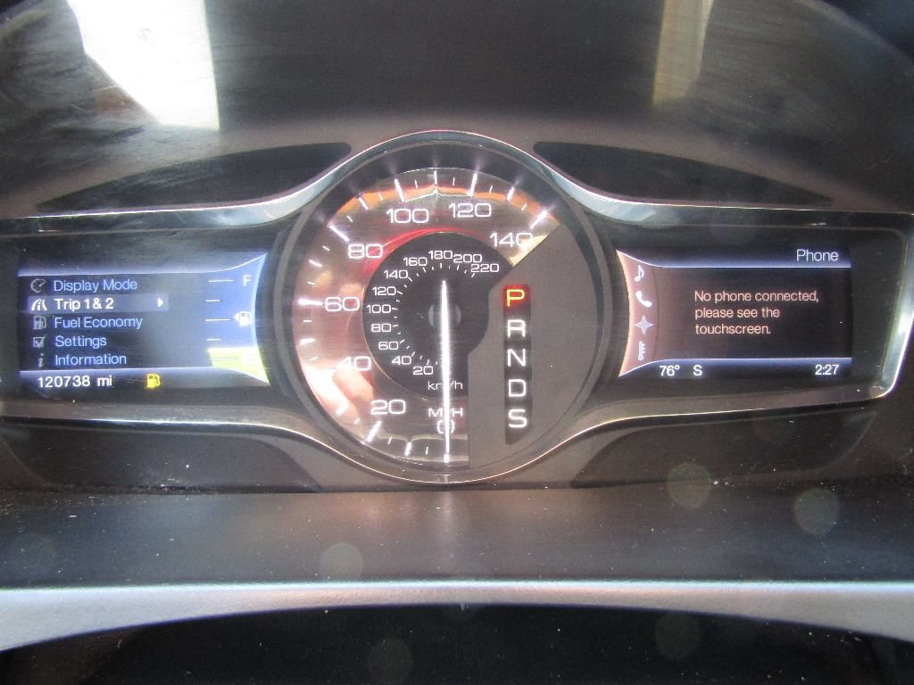 Used 2013 Lincoln MKX AWD image 23