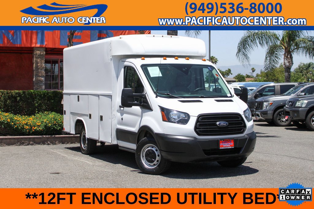 Used 2019 Ford Transit 250 138 RWD image 1