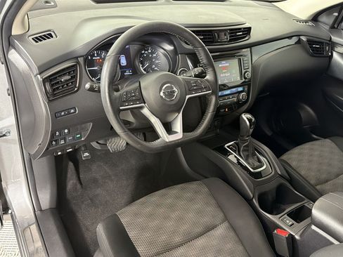 Used 2022 Nissan Rogue Sport SV AWD/4WD image 4