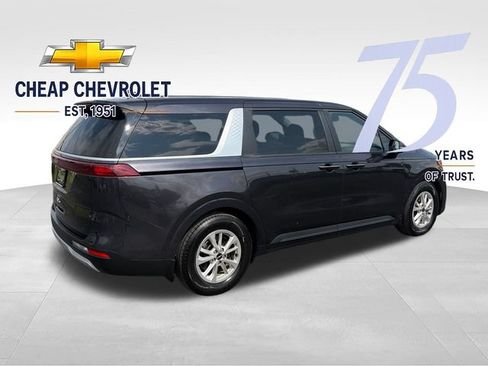 Used 2024 Kia Carnival LX FWD image 5