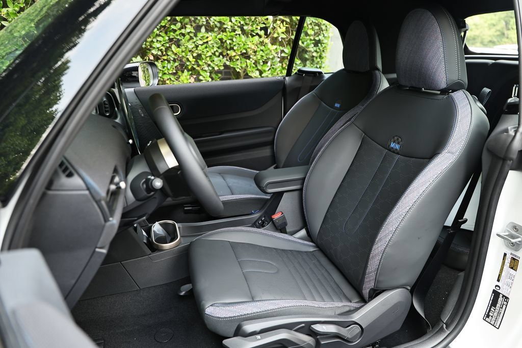 New 2026 MINI Cooper S FWD image 20