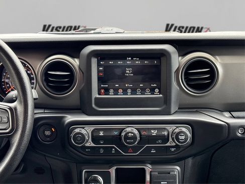 Used 2023 Jeep Gladiator Sport AWD/4WD image 19