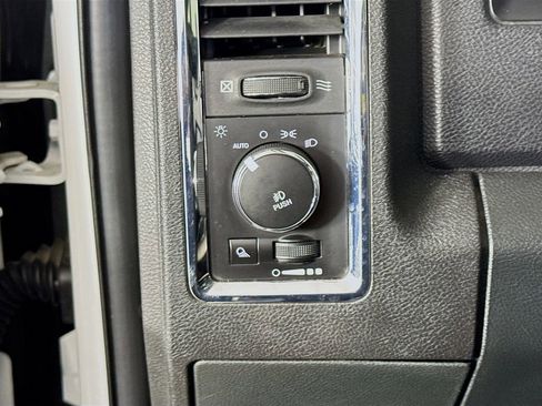 Used 2016 RAM 2500 Laramie w/ Sport Appearance Group image 10