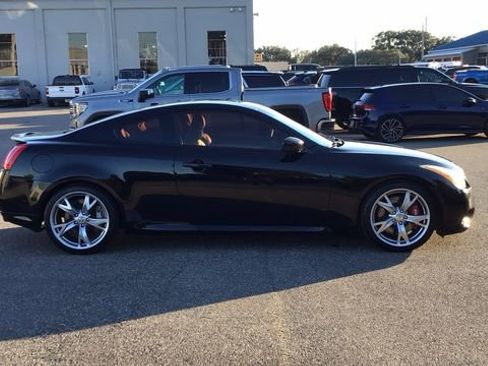 Used 2009 INFINITI G37 Journey w/ Premium Pkg image 4