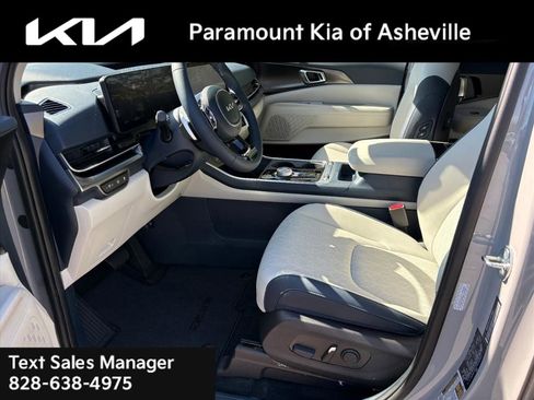 New 2026 Kia Carnival SX w/ SX Dark Edition Package image 19