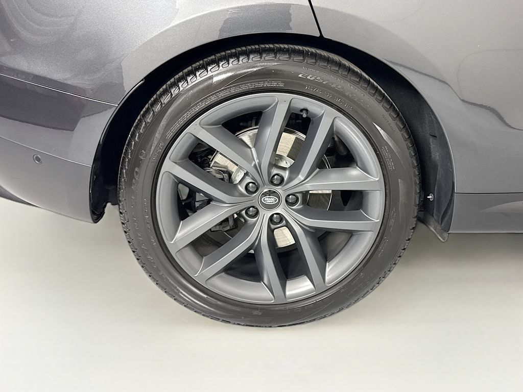 Used 2024 Land Rover Range Rover Sport SE AWD/4WD image 34