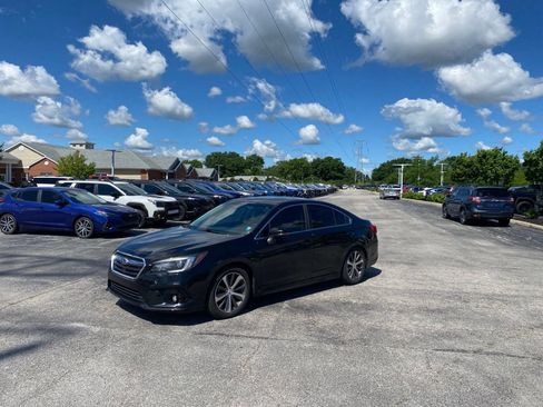 Used 2019 Subaru Legacy 2.5i Limited AWD/4WD image 3