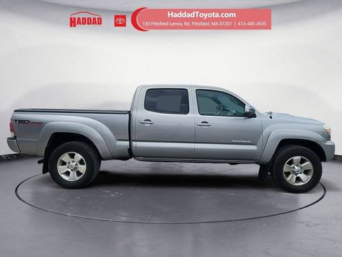 Used 2015 Toyota Tacoma 4x4 Double Cab w/ TRD Sport Package image 7