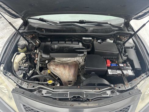 Used 2011 Toyota Camry SE image 16