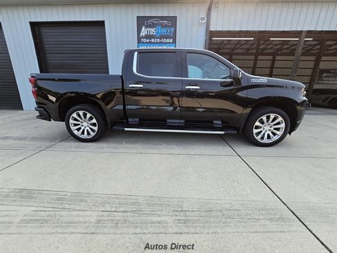 Used 2021 Chevrolet Silverado 1500 High Country AWD/4WD image 3