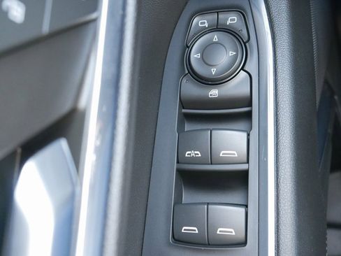 Used 2024 GMC Sierra 1500 Elevation image 26