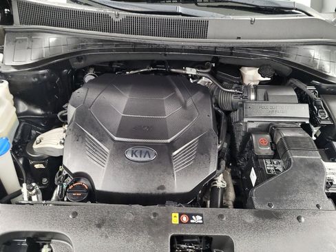 Used 2019 Kia Sorento FWD V6 image 30