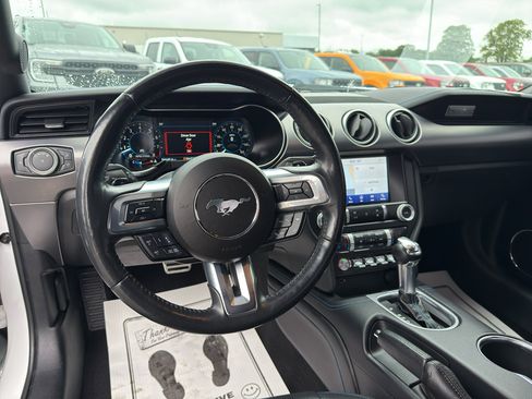 Used 2021 Ford Mustang GT Premium RWD image 9
