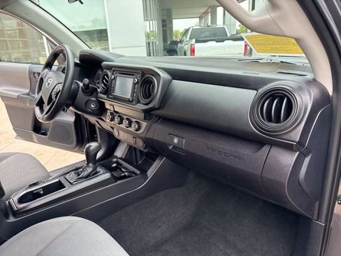Used 2019 Toyota Tacoma SR w/ SX Package AWD/4WD image 27