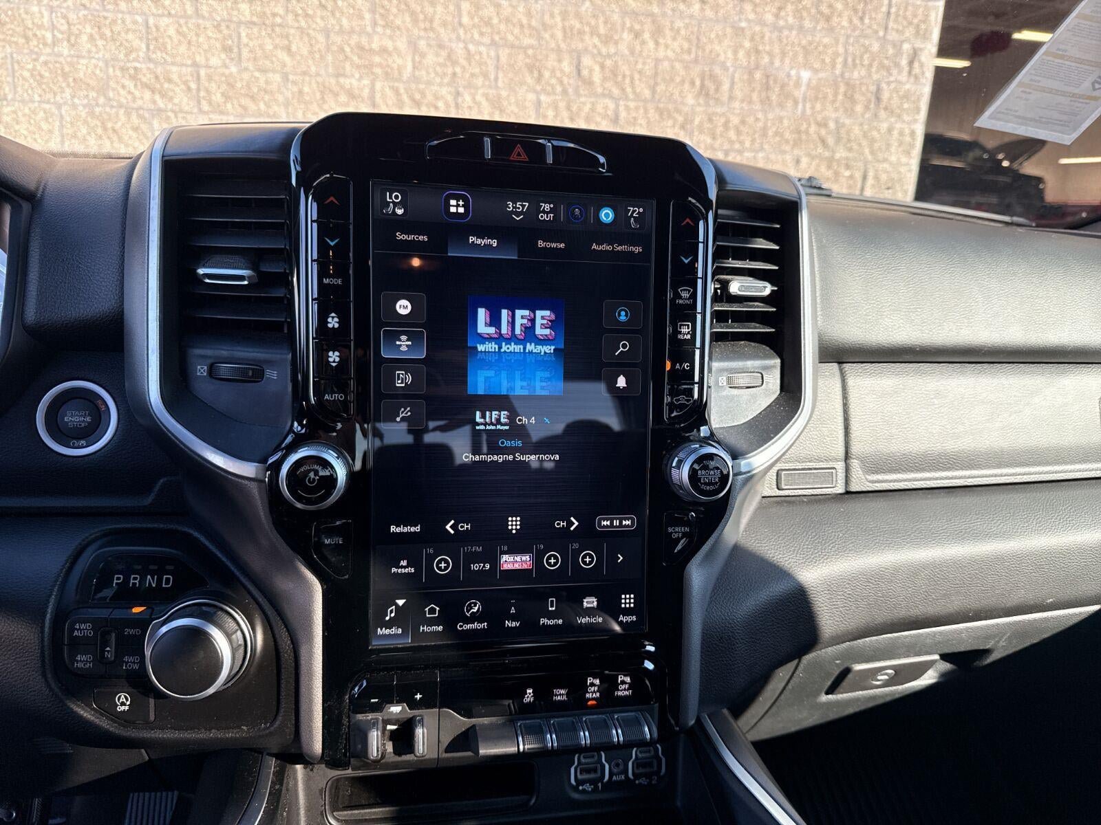 Used 2023 RAM 1500 Big Horn AWD/4WD image 12