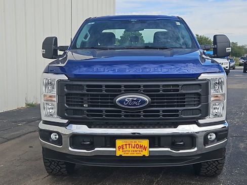 New 2026 Ford F250 XL w/ XL Off-Road Package image 11