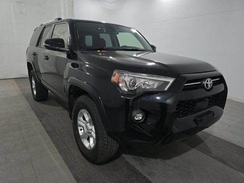 Used 2024 Toyota 4Runner SR5 Premium AWD/4WD image 3