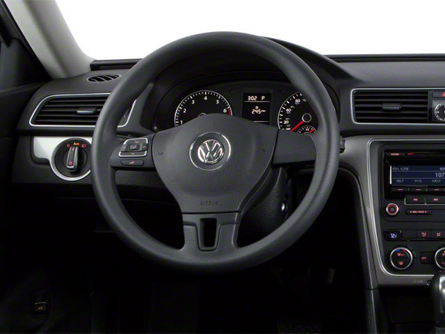 Used 2013 Volkswagen Passat 2.5 S FWD image 6