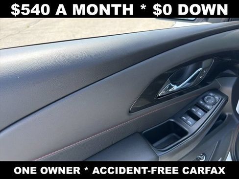 Used 2023 Chevrolet Traverse RS AWD/4WD image 12