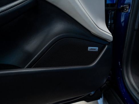 Used 2021 Porsche Taycan 4S image 30