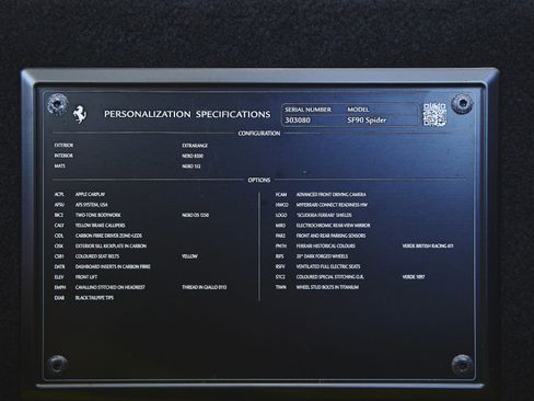 Used 2024 Ferrari SF90 Spider image 56