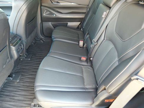 Used 2023 INFINITI QX60 Sensory w/ Vision Package image 23