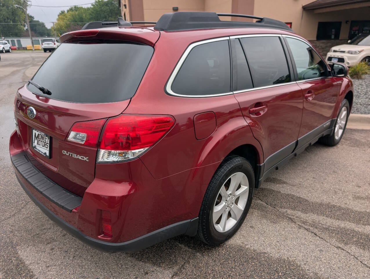 Used 2014 Subaru Outback 2.5i Premium AWD/4WD image 9